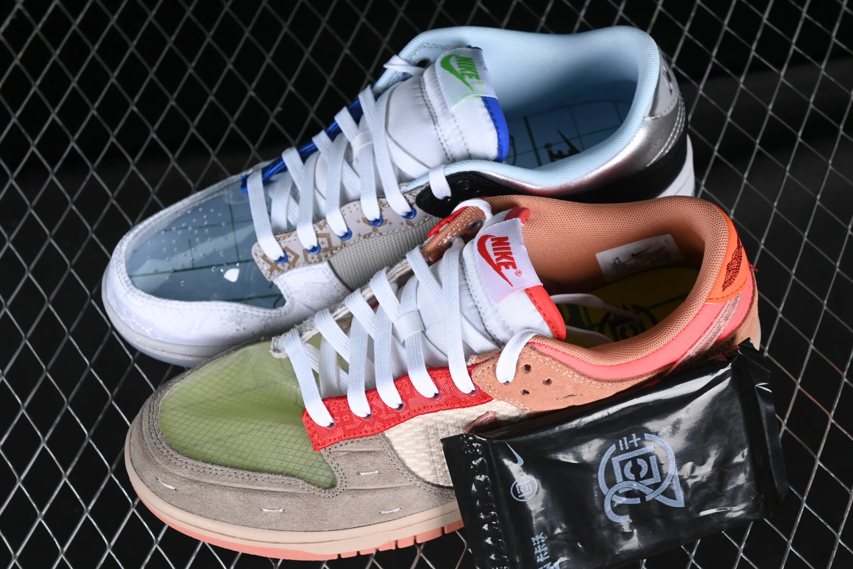 All Categories Nk SB Dunk Series Nk SB Dunk Low Low-top sneakers Clot x Dunk Low "What The" joint model Yuanyang color SB low-top casual sneakers FN0316-999
